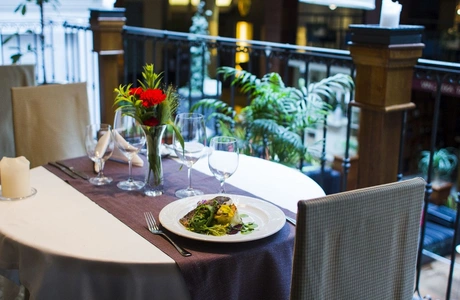Sierpniowe propozycje w menu sezonowym restauracji Patio