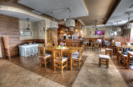 Smacznie, świeżo, zdrowo i kolorowo. Poznajcie restaurację Leśna Wola