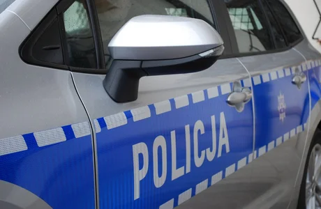 Kolizja na skrzyżowaniu ul. Wyspiańskiego i Witosa. Sprawca uciekł z miejsca zdarzenia
