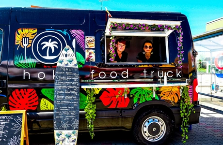 Zlot foodtrucków w Rzeszowie. Zaparkują na skwerze Millenium Hall