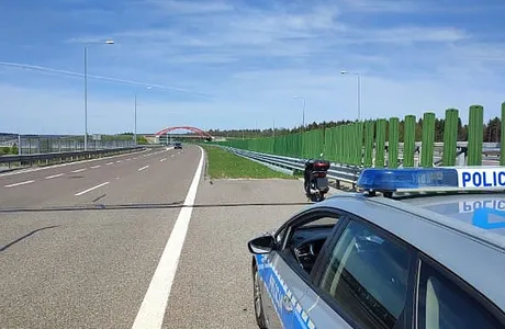 Jechał autostradą A4 pod prąd, nie miał uprawnień fot. KPP w Jarosławiu 