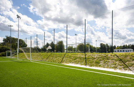 Rozbudowa stadionu Grunwald Budziwój na ukończeniu [ZDJĘCIA] fot. Grzegorz Bukała / Urząd Miasta Rzeszowa 