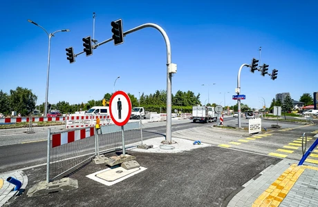 W weekend utrudnienia na skrzyżowaniu al. Armii Krajowej z ul. Krzyżanowskiego. Będzie objazd fot. ViC / Archiwum RESinet.pl 