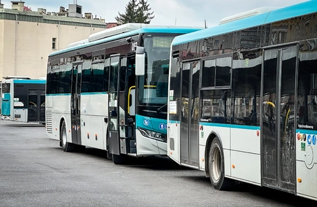 Na zdj. autobus Iveco Crossway Line 12 CNG na liniach MKS, fot. ViC / RESinet.pl
