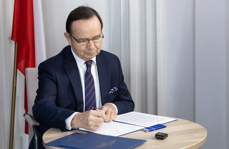 Podpisanie listu intencyjnego w sprawie budowy nowoczesnego Regionalnego Dworca Autobusowego w Rzeszowie - fot. Klaudia Krupa, Łukasz Woźniak/Powiat Rzeszowski