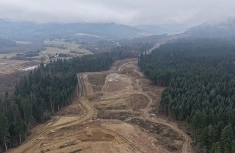 Zdjęcia lotnicze z buowy S19 Dukla – Barwinek (grudzień 2025) / fot. GDDKiA