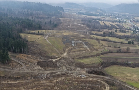 Zdjęcia lotnicze z buowy S19 Dukla – Barwinek (grudzień 2025) / fot. GDDKiA