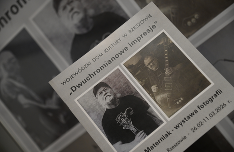 „Dwuchromianowe impresje” – wystawa prac Marcina Materniaka w Galerii WDK Fot. M. Zając-Czerkies / WDK 