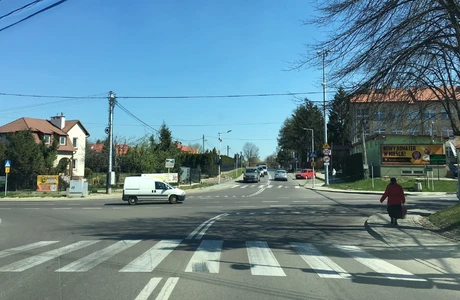 Na osiedlu Słocina powstaną dwa mini ronda Skrzyżowanie ulic: Słocińskiej, św. Rocha, Wieniawskiego, Powstańców Śląskich i Powstańców Wielkopolskich / Archiwum RESinet.pl 