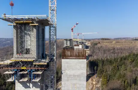 Najwyższa w Polsce estakada powstaje na Podkarpaciu. Na jakim etapie jest budowa obiektu? [ZDJĘCIA] Budowa estakady ES-26 na odcinku S19 Babica-Jawornik / fot. GDDKiA 