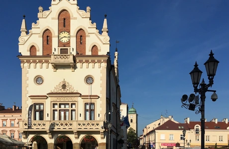 Ratusz otwarty dla zwiedzających. Wiosenne terminy spacerów z przewodnikiem Rzeszowski ratusz - fot. ViC / Archiwum RESinet.pl 