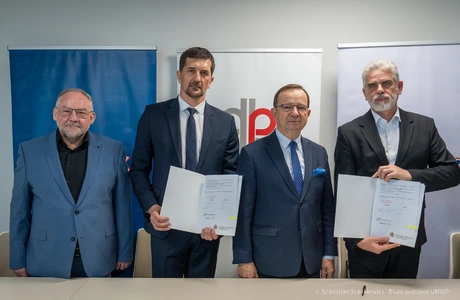 Powstanie blisko 2-kilometrowa obwodnica Tyczyna. Podpisano umowę Podpisanie umowy na budowę obwodnicy Tyczyna / fot. UMWP 