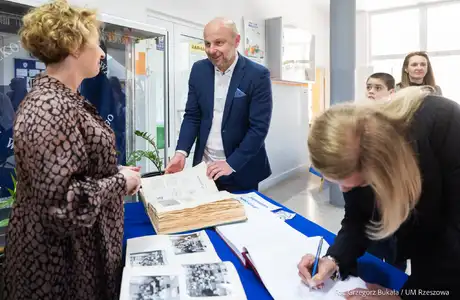 Odnowiona hala sportowa w SP 16 w Rzeszowie, fot. Grzegorz Bukała / UM Rzeszowa