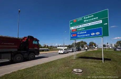 Skrzyżowanie ulic Ciepłowniczej i Rzecha oraz rondo Kuronia do rozbudowy fot. Grzegorz Bukała / Urząd Miasta Rzeszowa 