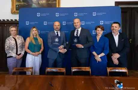 Podpisanie umowy na budowę II etapu połączenia osiedli Kotuli i Staroniwa - Fot. Grzegorz Bukała z UM Rzeszowa