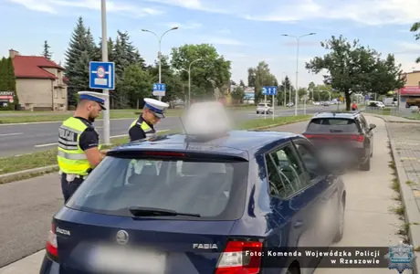 Policyjne kontrole przewozu osób „na aplikację” / fot. KMP w Rzeszowie