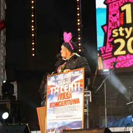 WOŚP 2010 - Rynek - Rzeszów - fot 47