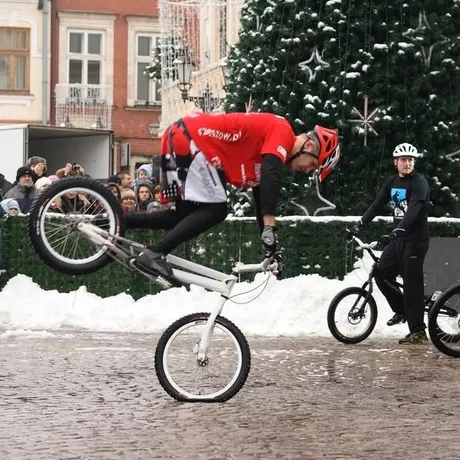 WOŚP 2010 - Rynek - Rzeszów - fot 45