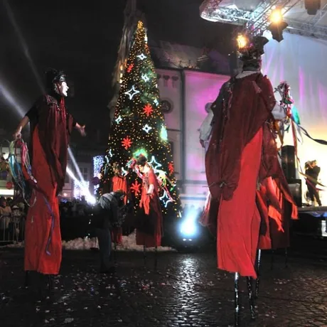 WOŚP 2010 na rzeszowskim Rynku - fot 48