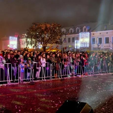 WOŚP 2010 na rzeszowskim Rynku - fot 46