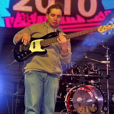 WOŚP 2010 na rzeszowskim Rynku - fot 11