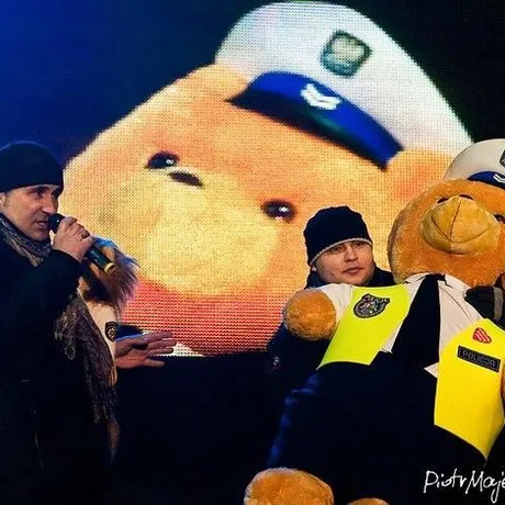 WOŚP 2010 - Rynek - Rzeszów - fot 12