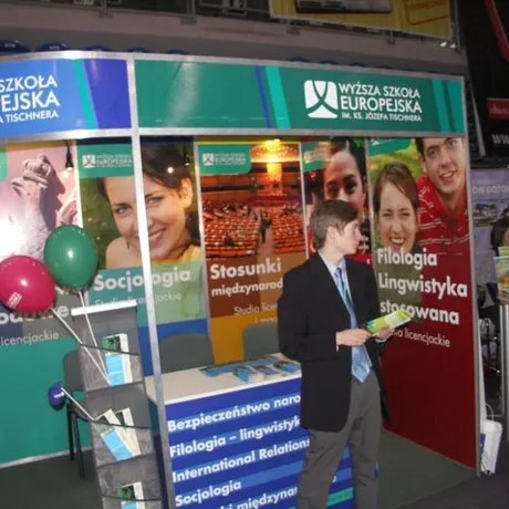 V Podkarpackie Targi Edukacyjne -Hala Podpromie-Rzeszów-9-10.02.2010 - fot 28
