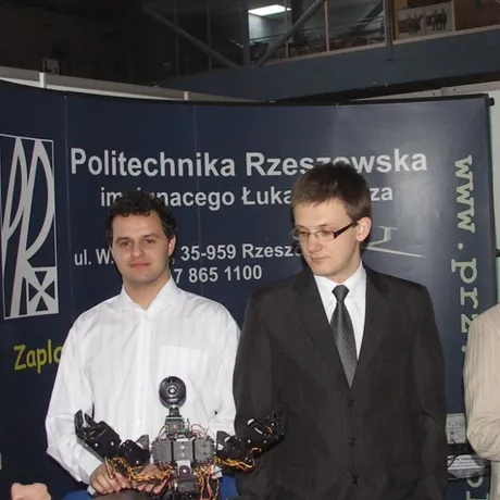 V Podkarpackie Targi Edukacyjne -Hala Podpromie-Rzeszów-9-10.02.2010 - fot 9