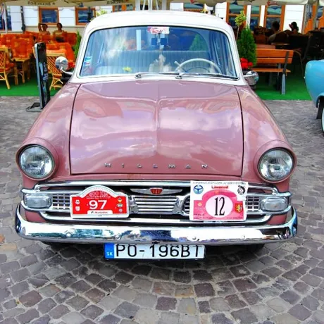 XI Podkarpacki Rajd Pojazdów Zabytkowych - Rzeszów - Rynek - fot 10