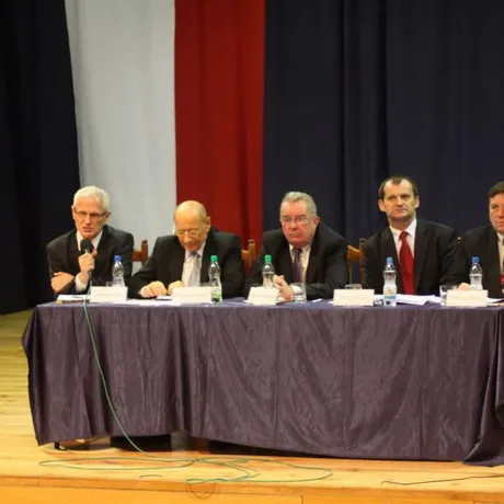 Debata kandydatów na Prezydenta Rzeszowa - aula UR - Rzeszów - 15.11.2010 - fot 2