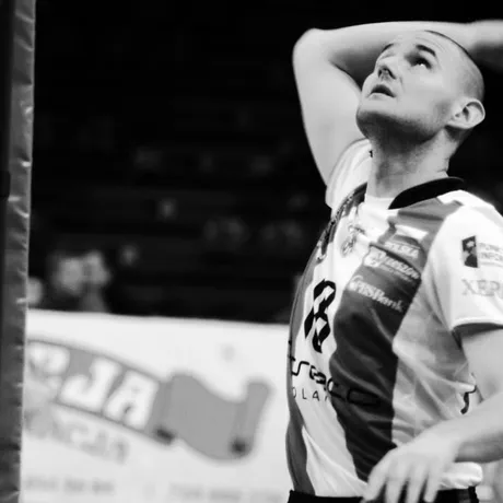 mecz Asseco Resovia - Kaposvari Roplabda - Hala Podpromie - Rzeszów - 17.11.2010 - fot 60
