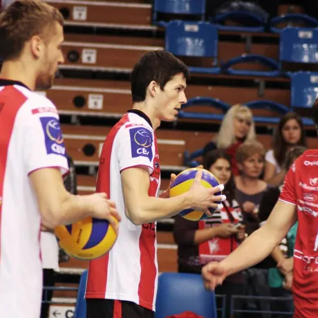 mecz Asseco Resovia - Kaposvari Roplabda - Hala Podpromie - Rzeszów - 17.11.2010 - fot 56