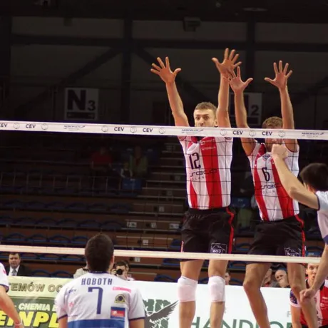 mecz Asseco Resovia - Kaposvari Roplabda - Hala Podpromie - Rzeszów - 17.11.2010 - fot 48