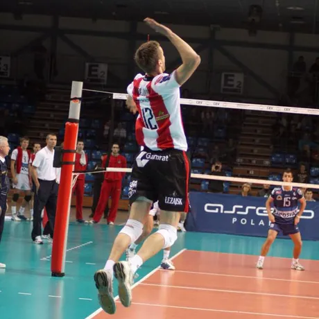 mecz Asseco Resovia - Kaposvari Roplabda - Hala Podpromie - Rzeszów - 17.11.2010 - fot 44