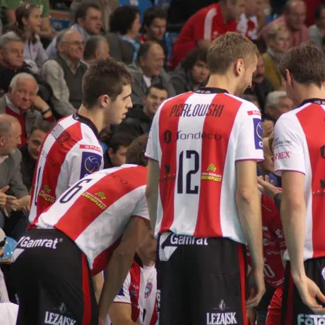 mecz Asseco Resovia - Kaposvari Roplabda - Hala Podpromie - Rzeszów - 17.11.2010 - fot 40