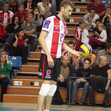mecz Asseco Resovia - Kaposvari Roplabda - Hala Podpromie - Rzeszów - 17.11.2010 - fot 33