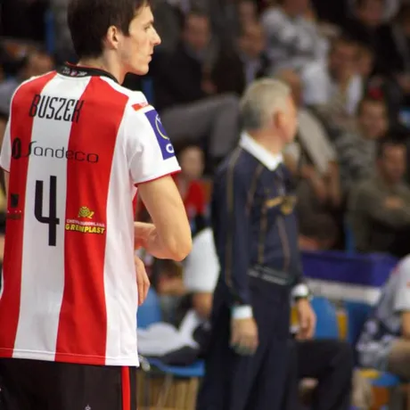 mecz Asseco Resovia - Kaposvari Roplabda - Hala Podpromie - Rzeszów - 17.11.2010 - fot 3