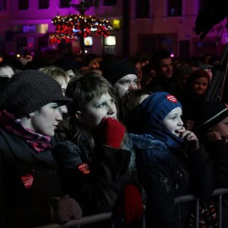XIX Finał WOŚP - rynek rzeszowski - Rzeszów - 9.01.2011 - fot 44