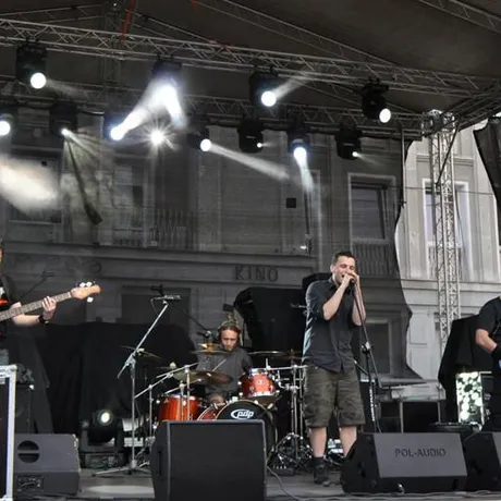 Juwenalia w Stalowej Woli: PERIHELLIUM, The Smiles - fot 6