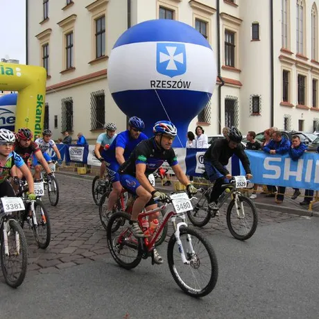 Skandia Maraton Lang Team.  - fot 1