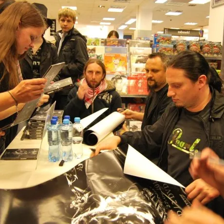 Hunter w Empiku - Rzeszów 21.10.2011 - fot 21