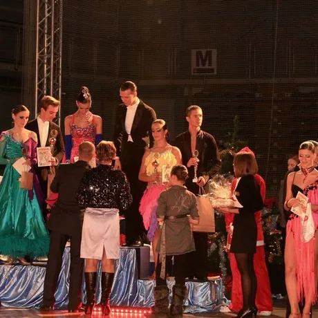 Mikołajkowy Turniej Tańca Towarzyskiego Gasiek 2011 - fot 19