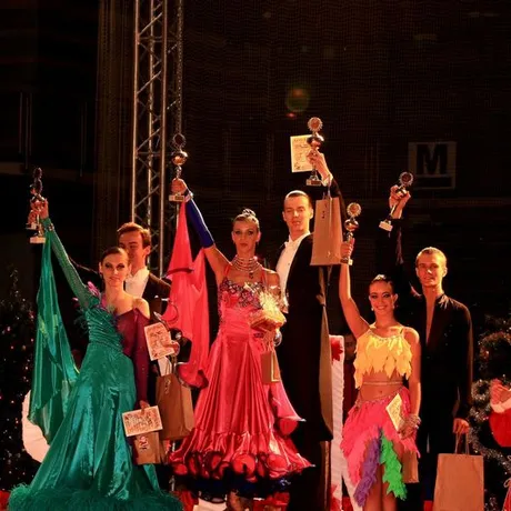 Mikołajkowy Turniej Tańca Towarzyskiego Gasiek 2011 - fot 18
