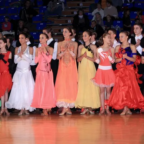 Mikołajkowy Turniej Tańca Towarzyskiego Gasiek 2011 - fot 15