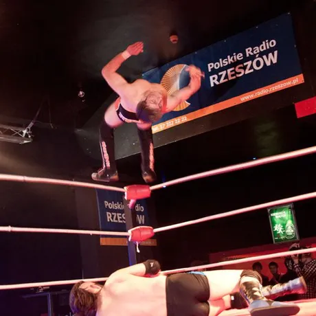 Gala Wrestlingu - DDW - klub Pod Palmą - Rzeszów - 10.03.2012 - fot 15