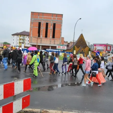 II Podkarpackie Juwenalia - Korowód studencki - fot 75