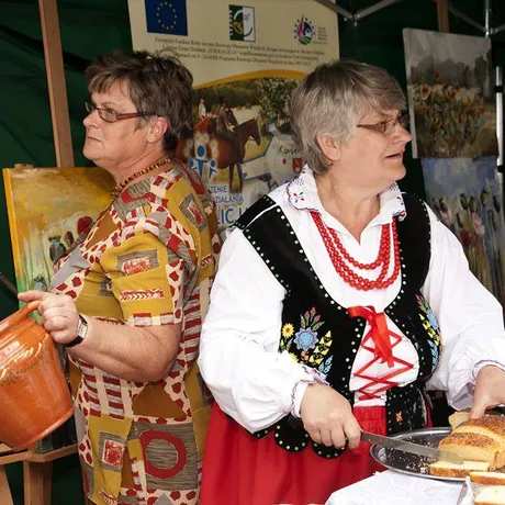 Wojewódzkie Święto Ludowe na rynku w Rzeszowie - fot 27