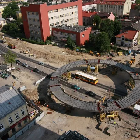 Kładka zamontowana - fot 1