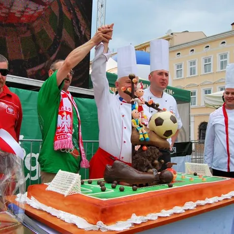 Strefa Kibica na rzeszowskim Rynku - fot 7