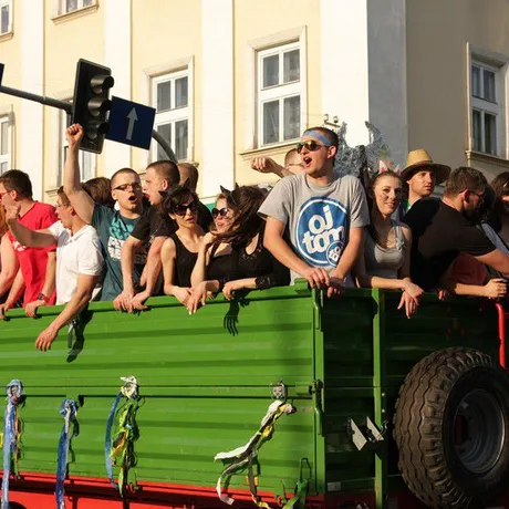 Studencki korowód RzeszówJuwenalia 2013  - fot 12